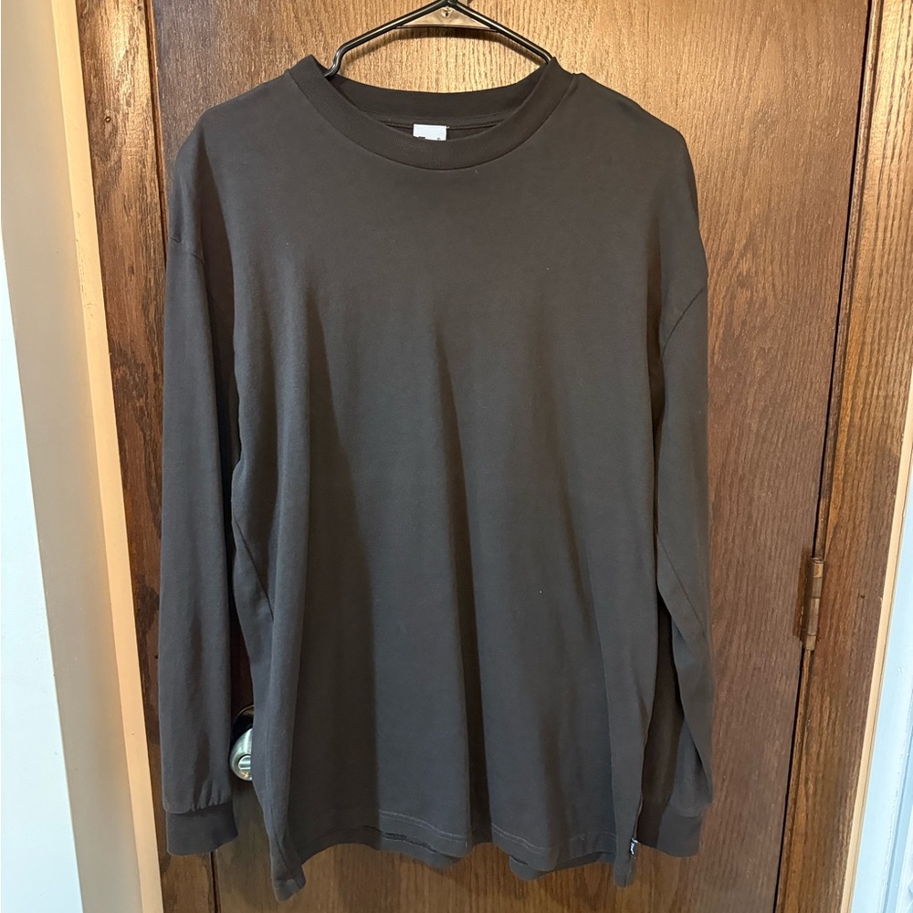 Aritzia tna long sleeve